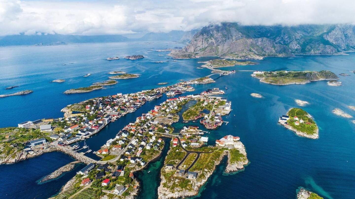 Attraktiv Leilighet Pa Kaikanten I Henningsvaer Henningsvær Exterior foto